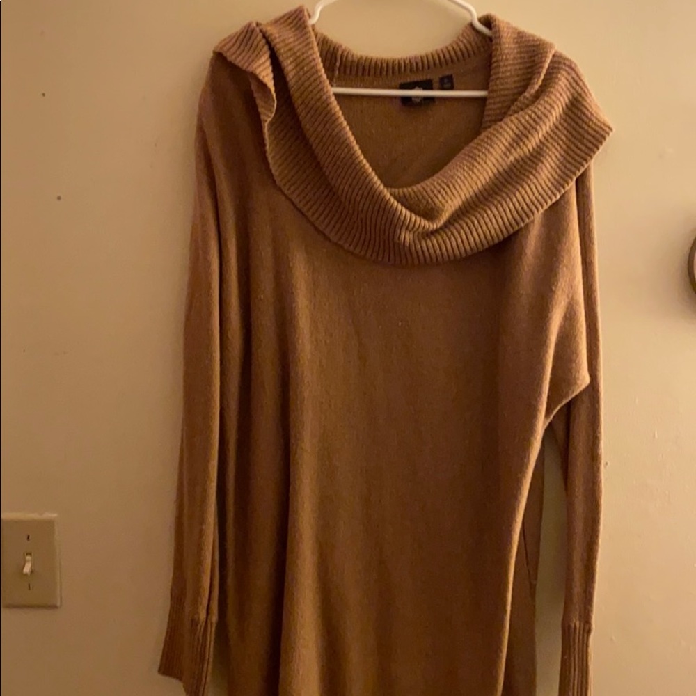 long boat/turtle neck sweater